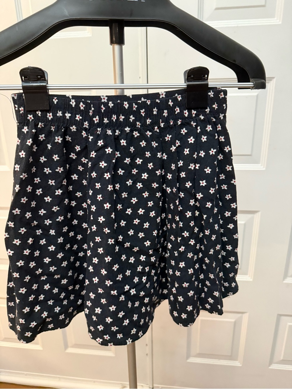 My Michelle Black Floral Skirt with White Daisies - Picture 2 of 4